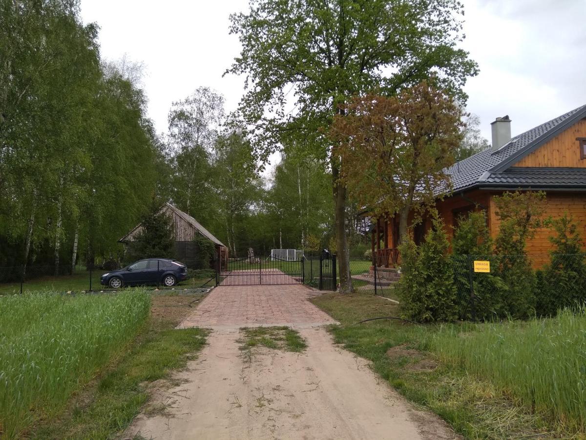 Pod Klonowym Sercem Kloczew Exteriör bild