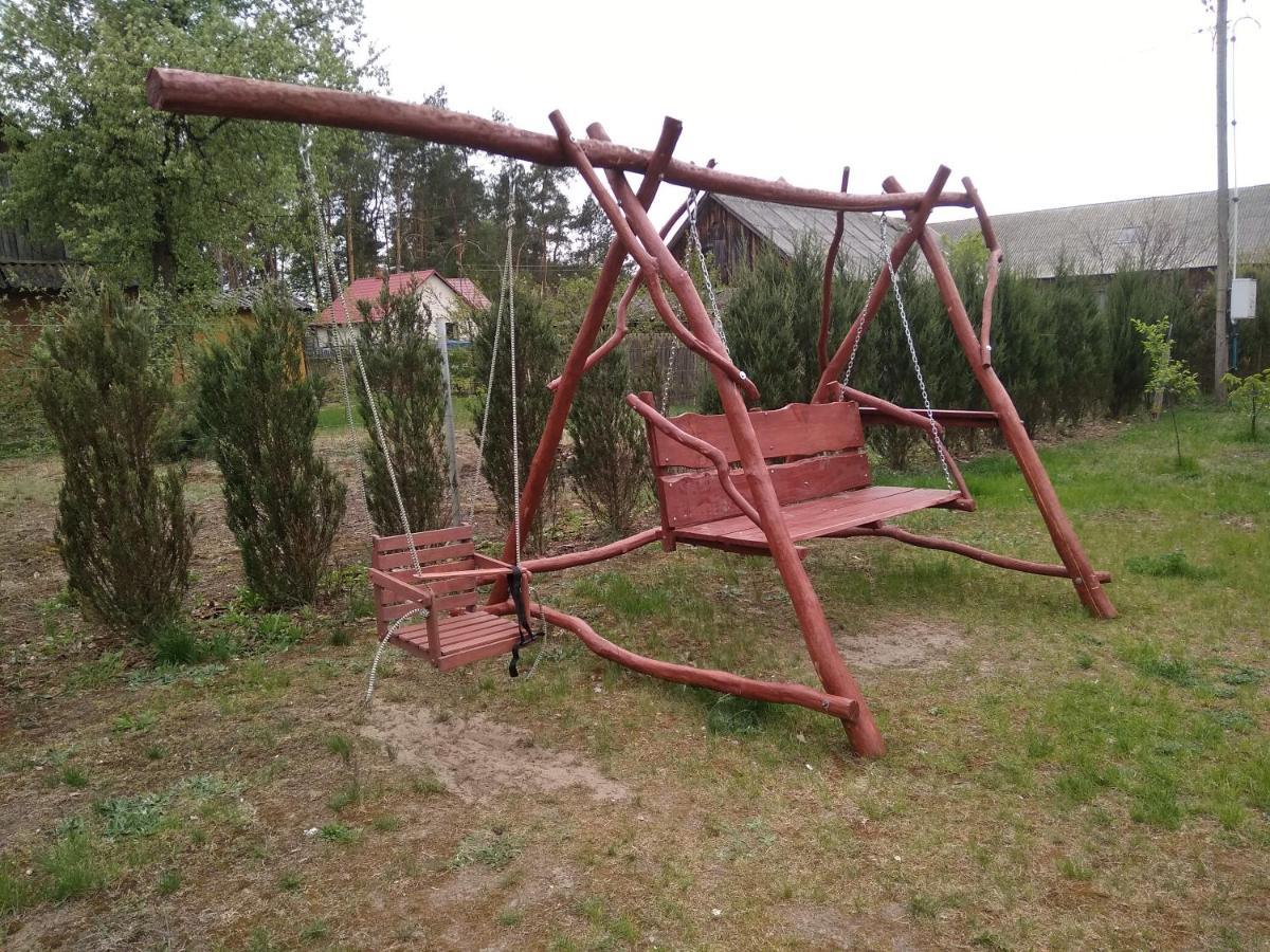 Pod Klonowym Sercem Kloczew Exteriör bild
