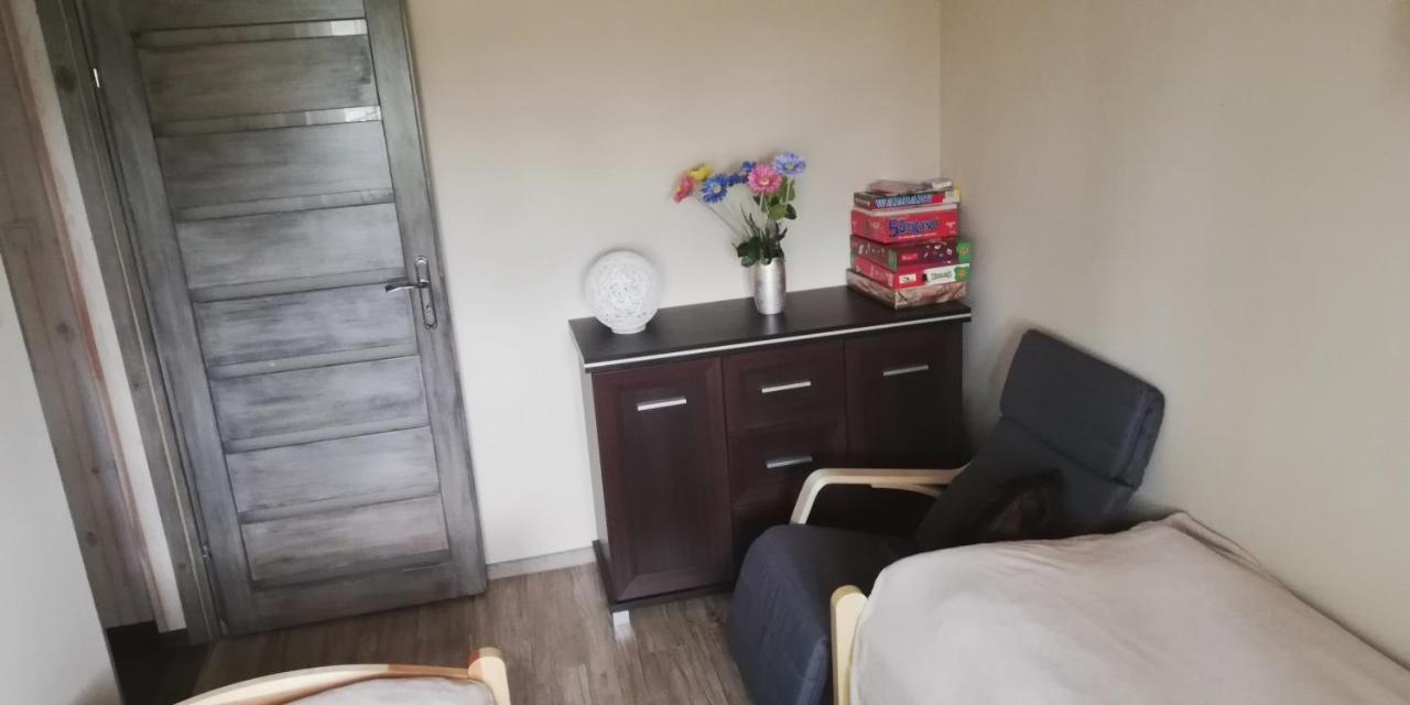 Pod Klonowym Sercem Kloczew Exteriör bild